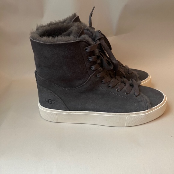 NEW UGG Beven Genuine Shearling High Top Gray Winter Fur Sheepskin Sneaker Shoes - Picture 5 of 12